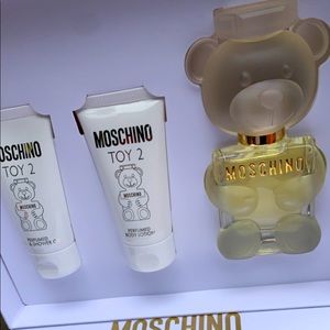 Moschino toy 2 Gift set